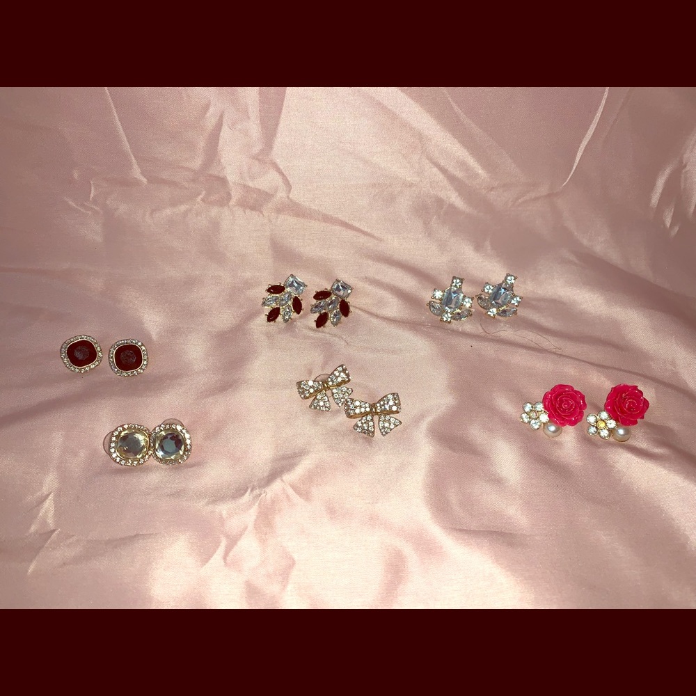 Costume jewelry Earrings